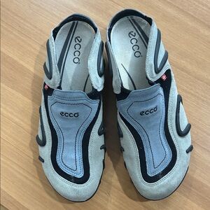 Ecco Men’s Slip-On Sandals in Light Gray and Navy